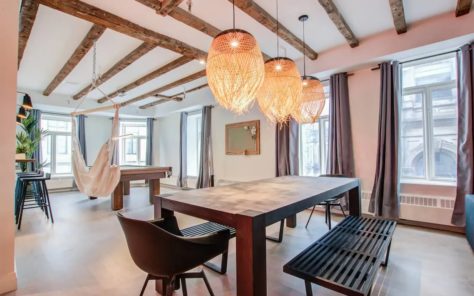 Turnkey renovation result by Kasa General Contractor in Montreal